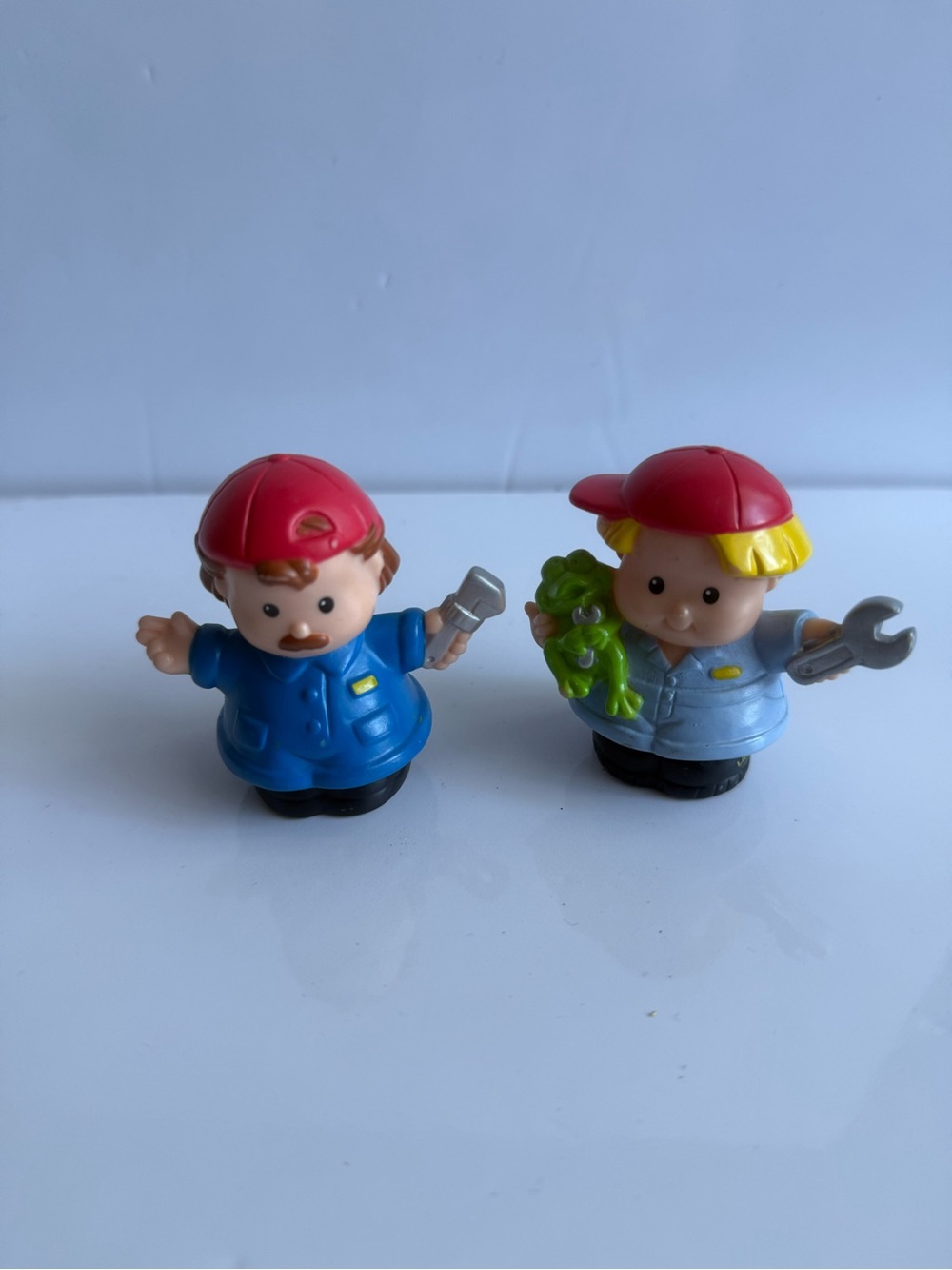 Fisher Price Little People Garage mechanics tow truck drivers wrench Set Of Two